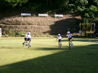 100_3008 100_3008